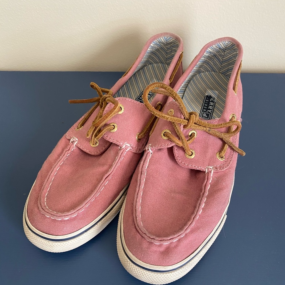 Mauve Sperry Topsiders